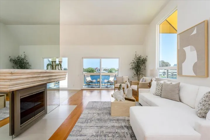 931 Lido Lane, Foster City, California 94404