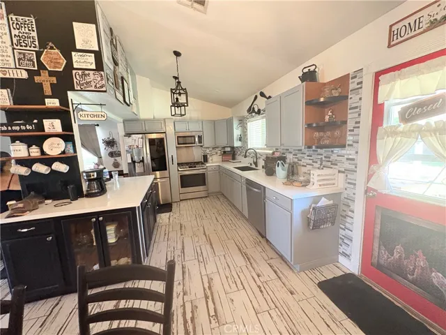 29641 Via Sonroseo, Menifee, California 92586
