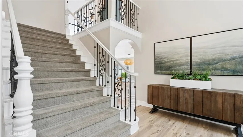 20944 Canterwood, Saugus, California 91350