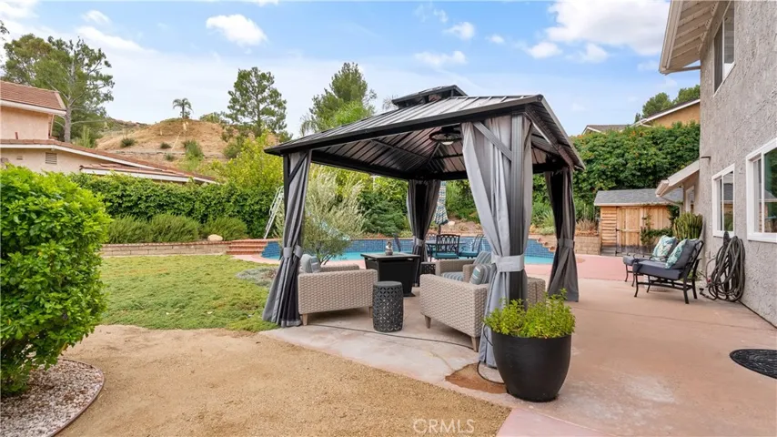 20944 Canterwood, Saugus, California 91350