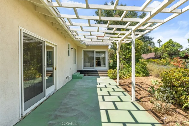 1040 W Crescent Avenue, Redlands, California 92373