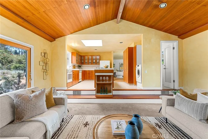 1040 W Crescent Avenue, Redlands, California 92373