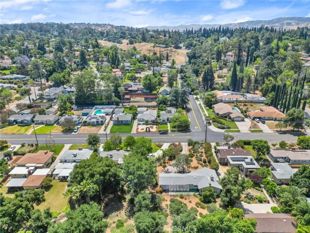 1040 W Crescent Avenue, Redlands, California 92373