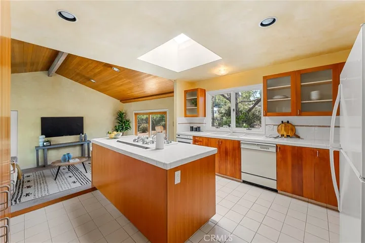 1040 W Crescent Avenue, Redlands, California 92373