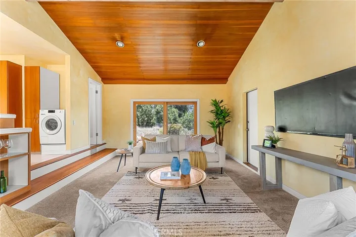 1040 W Crescent Avenue, Redlands, California 92373