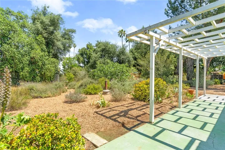 1040 W Crescent Avenue, Redlands, California 92373