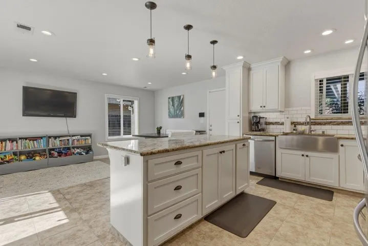 1101 Marne Drive, Hollister, California 95023