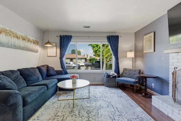1101 Marne Drive, Hollister, California 95023