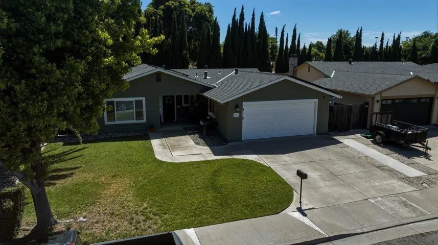 1101 Marne Drive, Hollister, California 95023