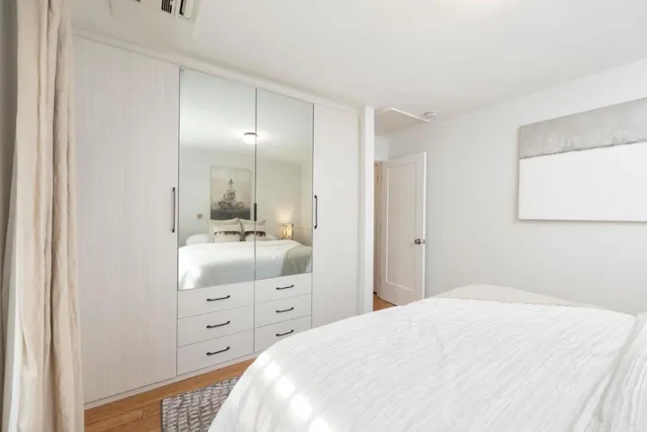 536 Stanford Avenue, Redwood City, California 94063