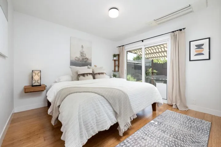 536 Stanford Avenue, Redwood City, California 94063