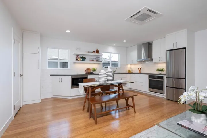 536 Stanford Avenue, Redwood City, California 94063