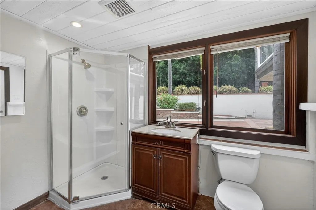 Guest House Bathroom