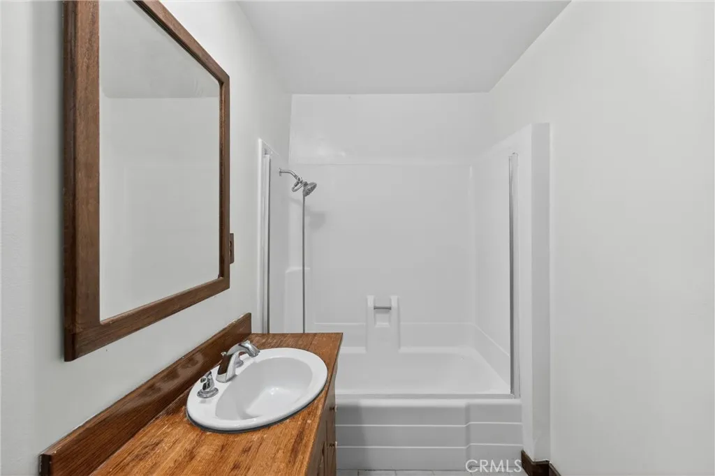 Guest House Bathroom