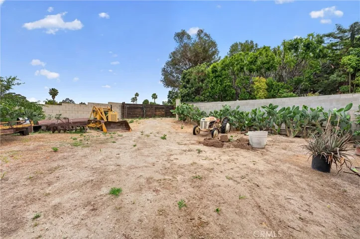 Endless Possibilities on Nearly 28,000 Sq