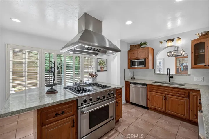 Spacious Kitchen for Entertaining