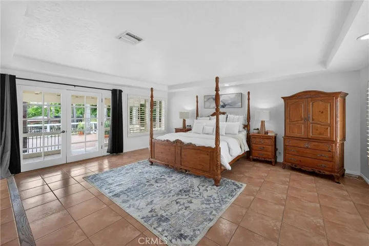 Spacious Primary Suite