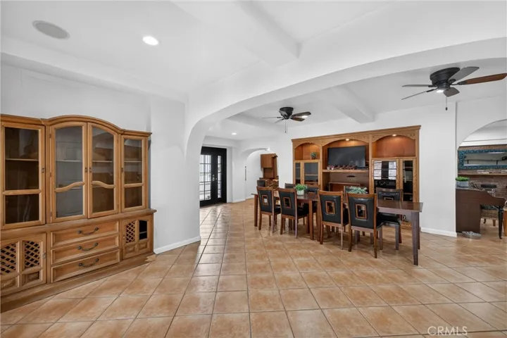 Expansive Entertainment Room