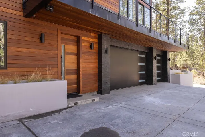 42421 Evergreen Drive, Big Bear Lake, California 92315