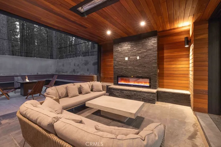 42421 Evergreen Drive, Big Bear Lake, California 92315