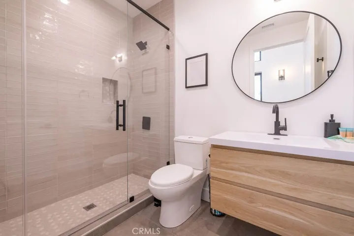 42421 Evergreen Drive, Big Bear Lake, California 92315