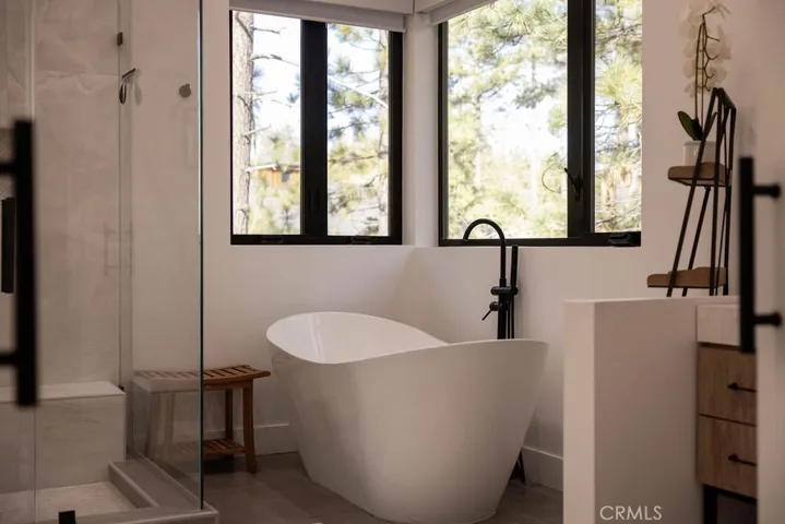 42421 Evergreen Drive, Big Bear Lake, California 92315