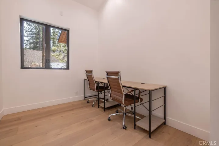 42421 Evergreen Drive, Big Bear Lake, California 92315