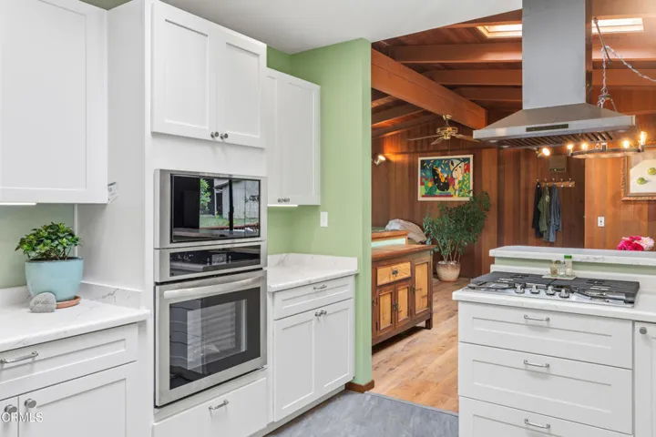 COMPLETELY REMODELED KITCHEN