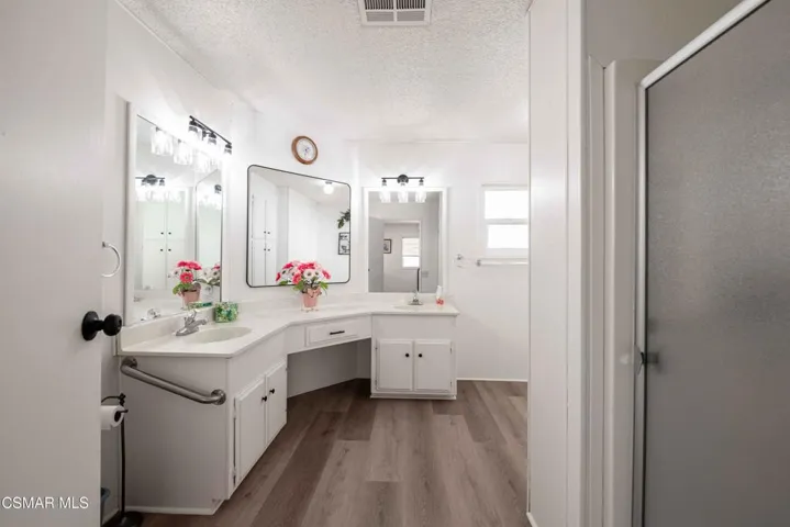 Ensuite bath