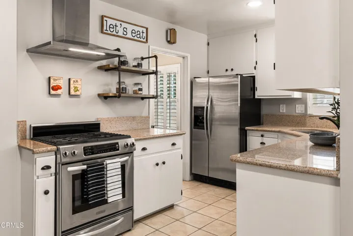 22-163 N Lincoln PL - 22