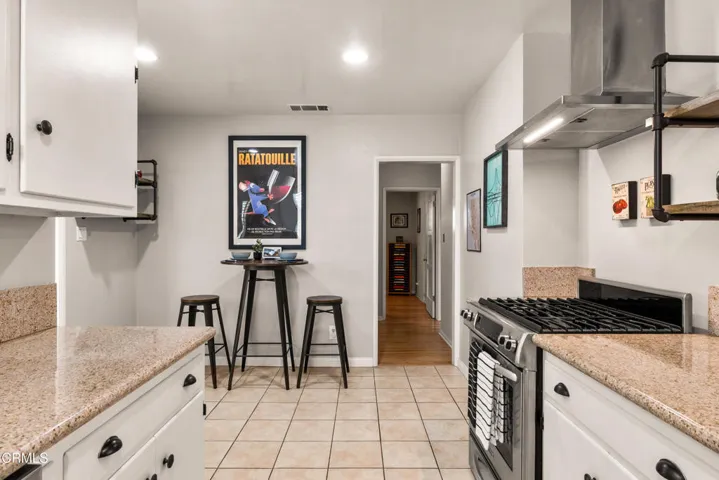 13-Kitchen