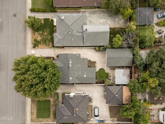 23-Overhead house