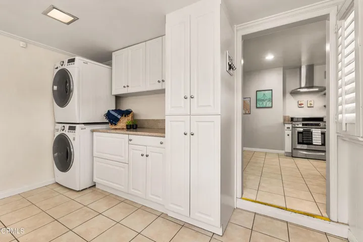 14-Laundry room