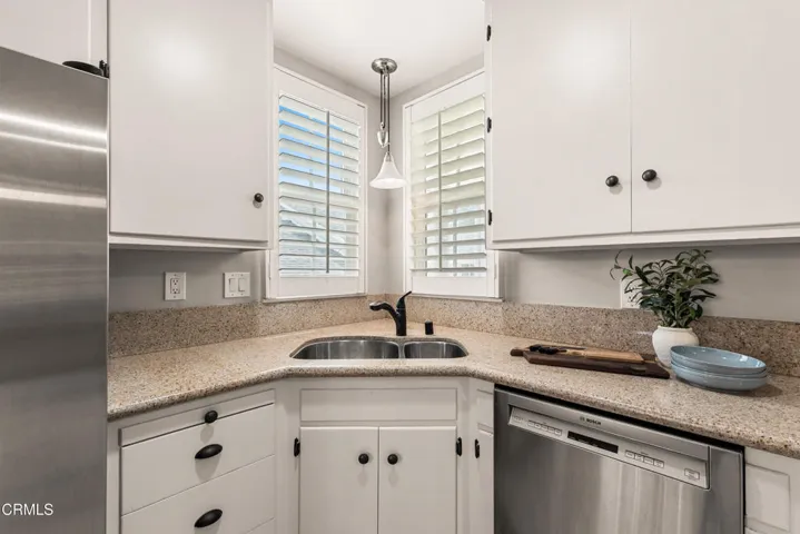 24-163 N Lincoln PL - 24