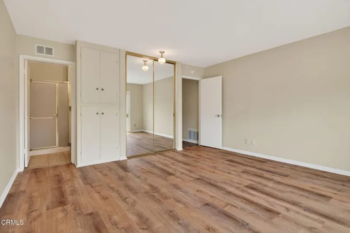 75-web-or-mls-UpmarketMedia-2548Uki-004