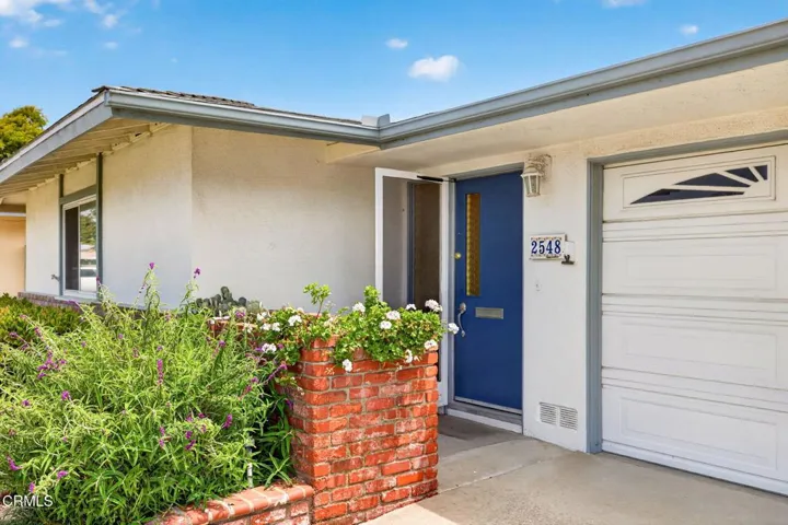 4-web-or-mls-UpmarketMedia-2548Uki-253