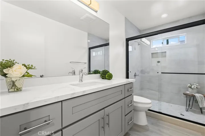 2057 N Eastern, Los Angeles, California 90032
