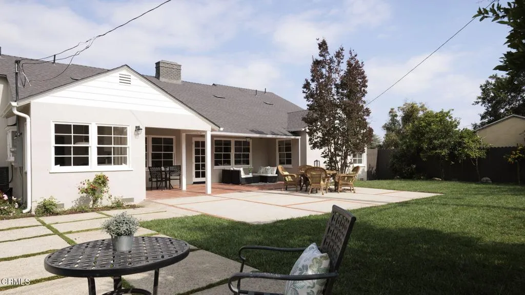16-web-or-mls-2185 N Roosevelt Ave by Pi