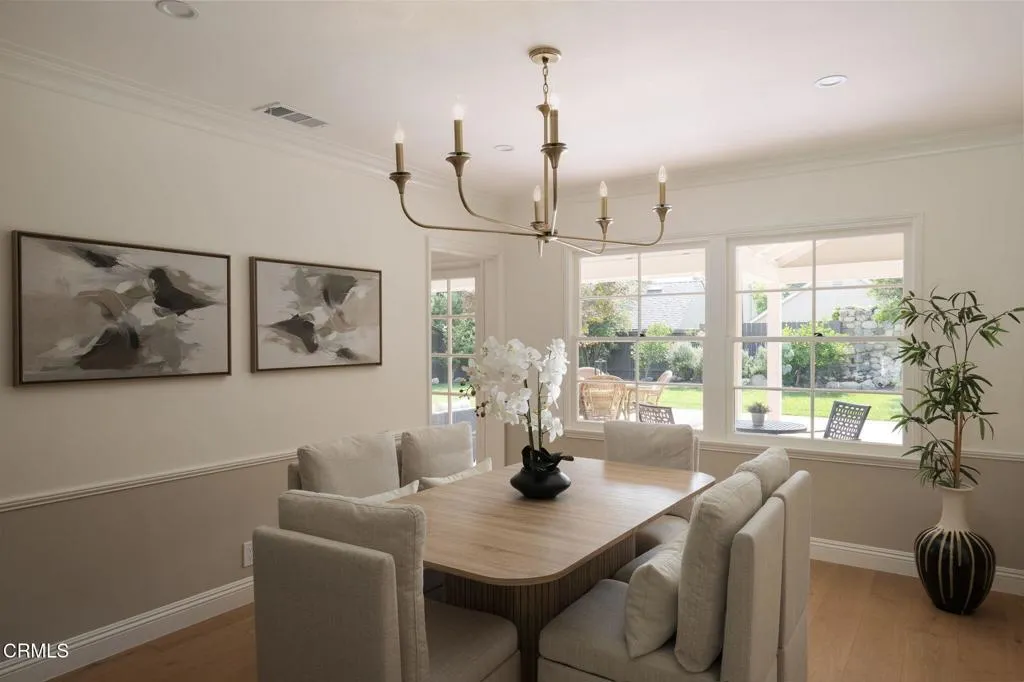 26-web-or-mls-2185 N Roosevelt Ave by Pi
