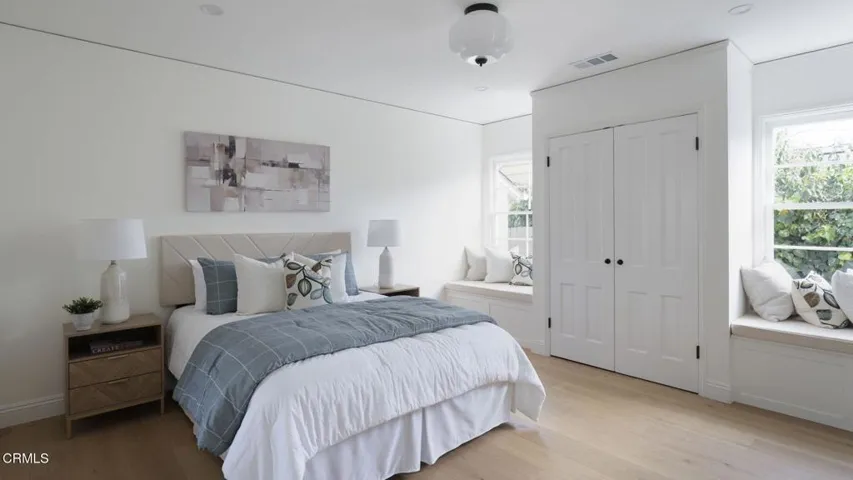 34-web-or-mls-2185 N Roosevelt Ave by Pi