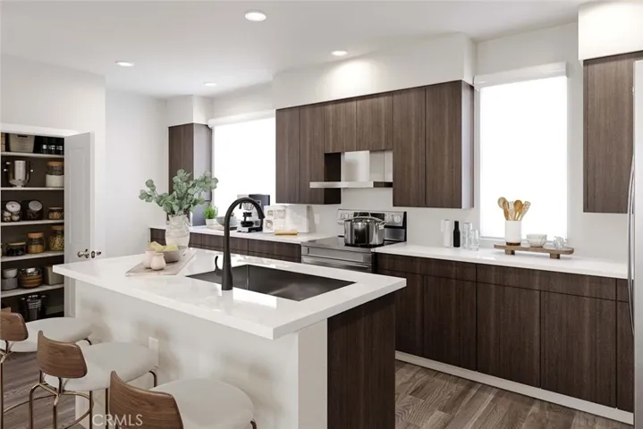 VIRTUALLY STAGED KITCHEN