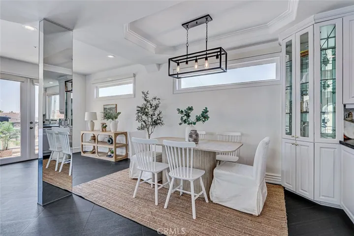 225 Rosecrans Place, Manhattan Beach, California 90266