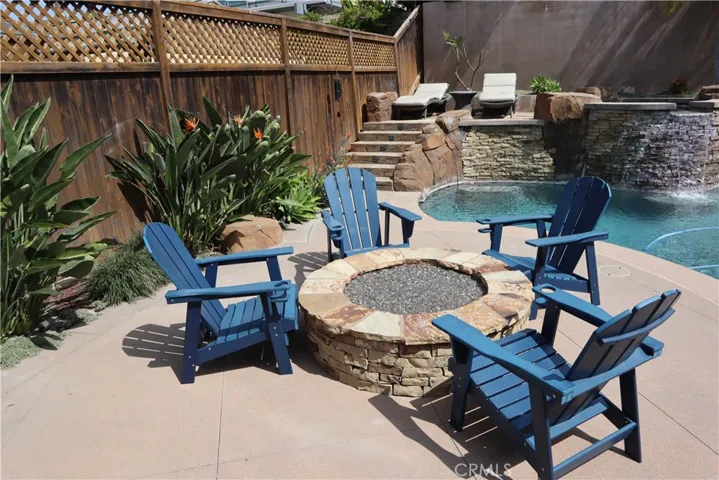 Fire pit