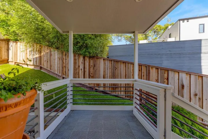 233 Wixon Avenue, Aptos, California 95003