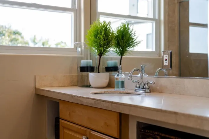 233 Wixon Avenue, Aptos, California 95003