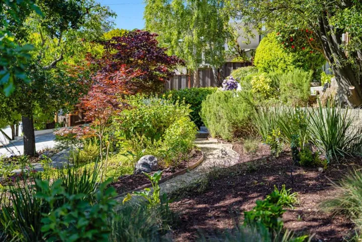 233 Wixon Avenue, Aptos, California 95003