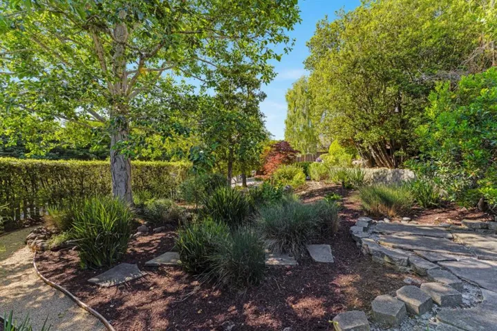 233 Wixon Avenue, Aptos, California 95003