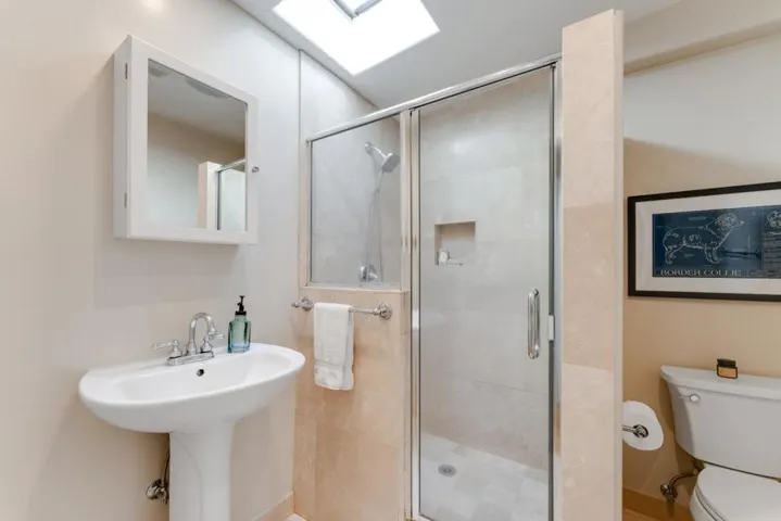 233 Wixon Avenue, Aptos, California 95003