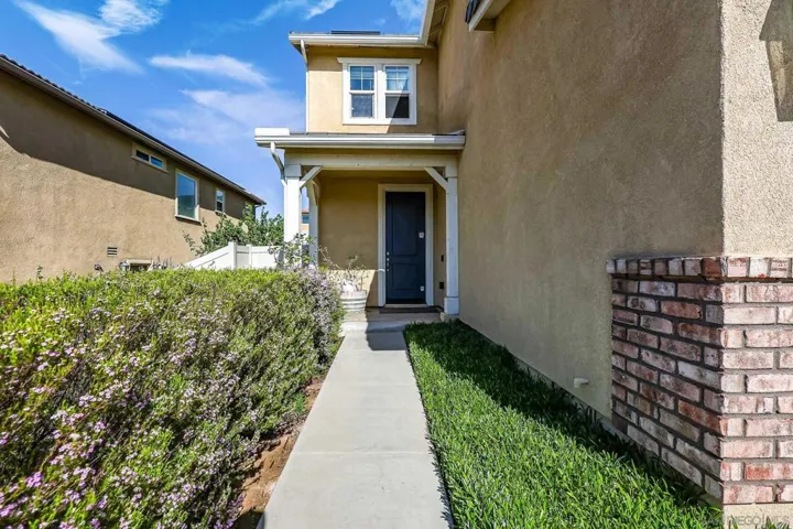 310 Falabella Ln, Fallbrook, California 92028