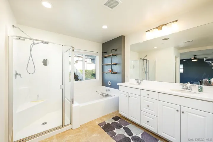310 Falabella Ln, Fallbrook, California 92028